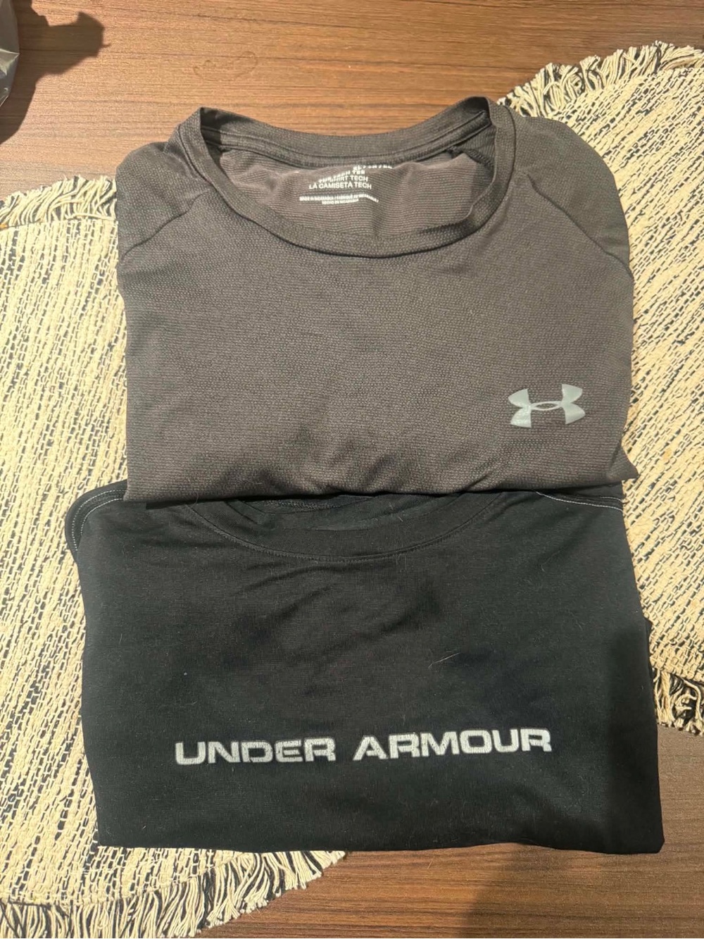 Men’s Under Armour And American Eagle Shirts Size XL!